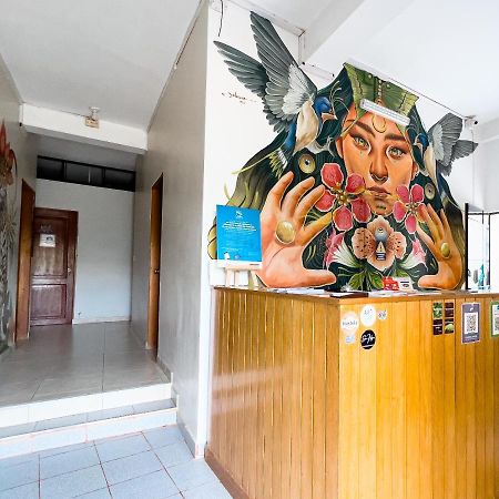 טראפוטו El Mural Backpackers מראה חיצוני תמונה