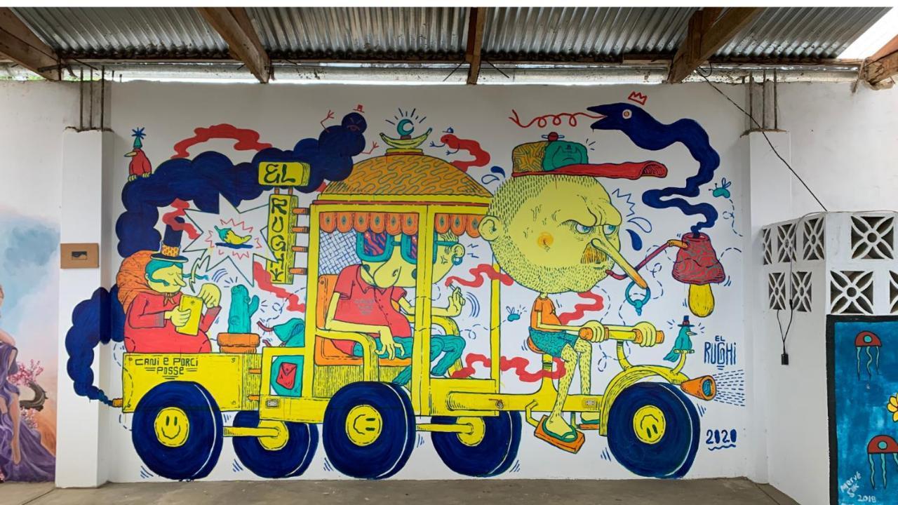 טראפוטו El Mural Backpackers מראה חיצוני תמונה