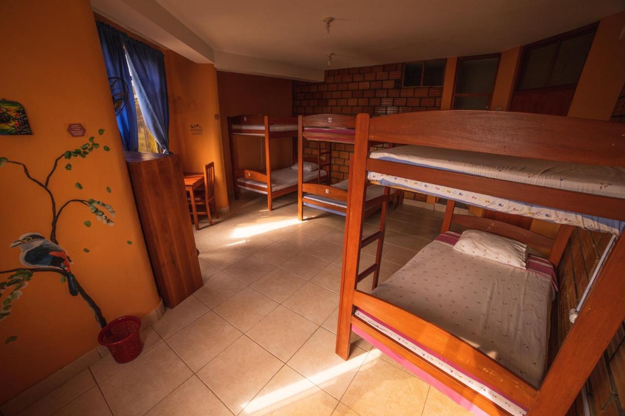 טראפוטו El Mural Backpackers מראה חיצוני תמונה